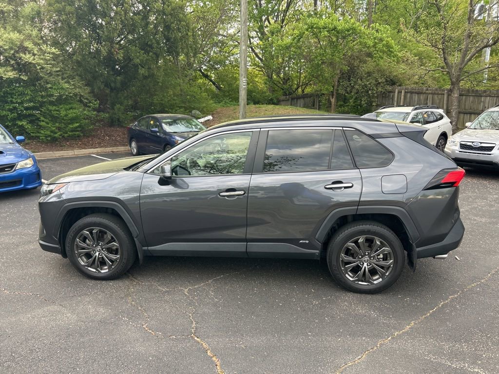 Used 2023 Toyota RAV4 Limited image 7