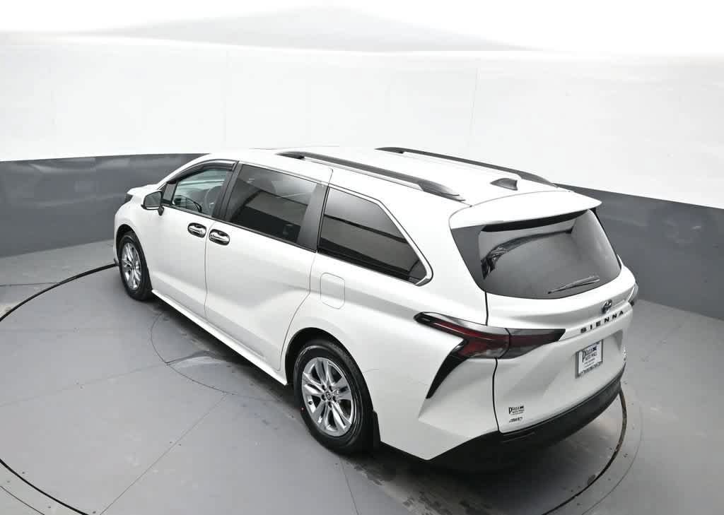 Used 2024 Toyota Sienna XLE w/ XLE Plus Package AWD/4WD image 42