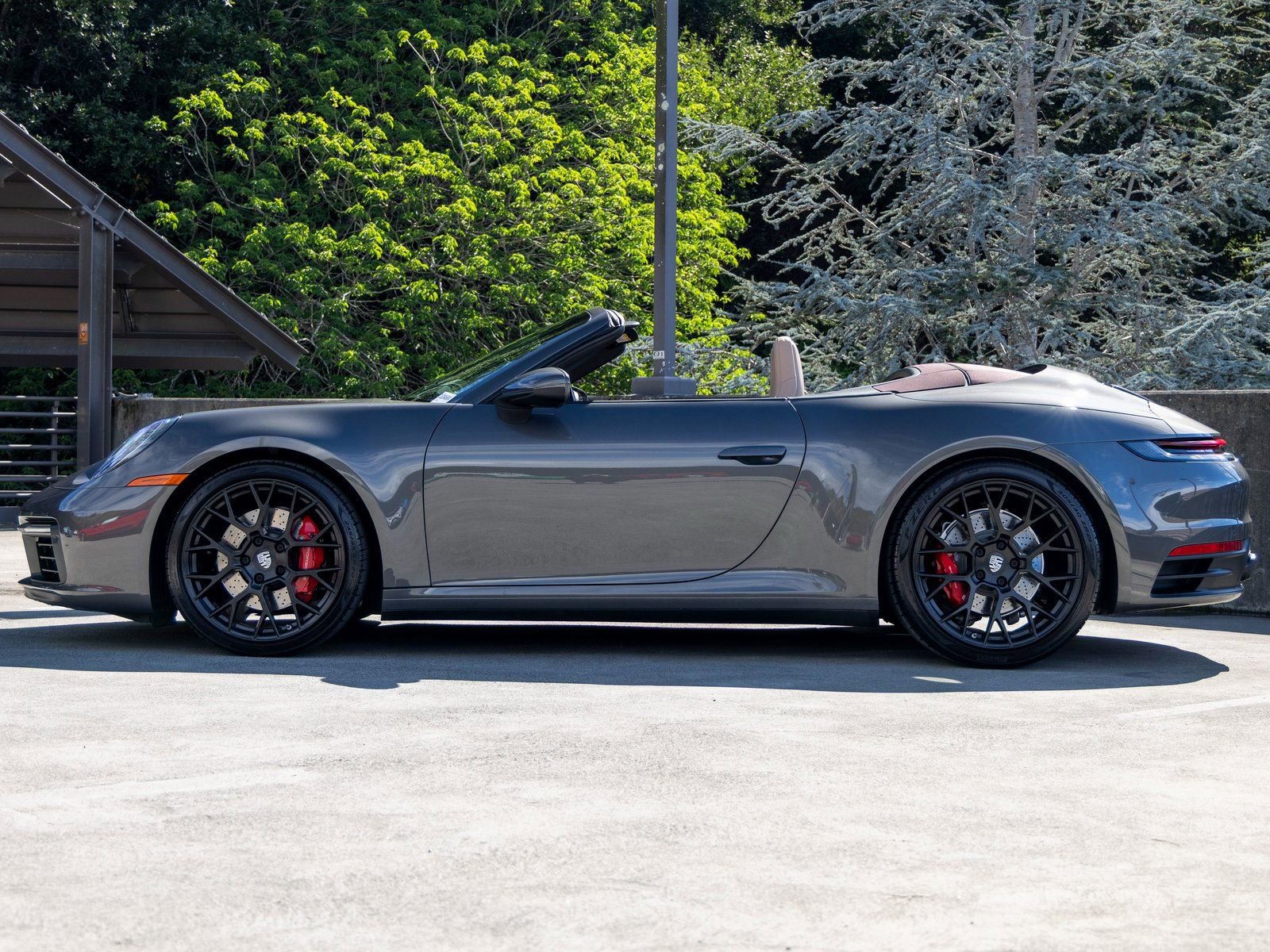 Used 2020 Porsche 911 Carrera S image 2