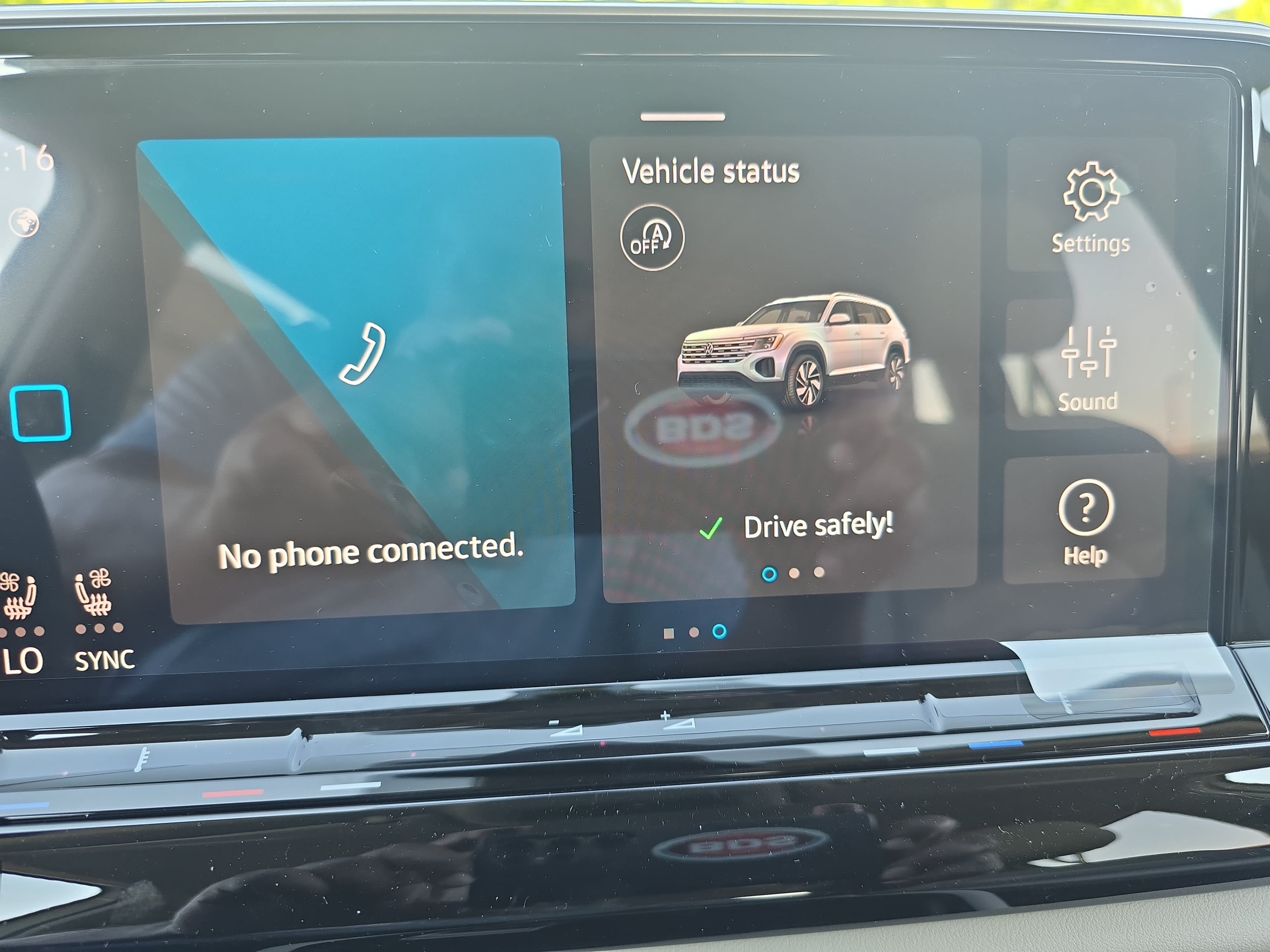 New 2026 Volkswagen Atlas SE FWD image 23