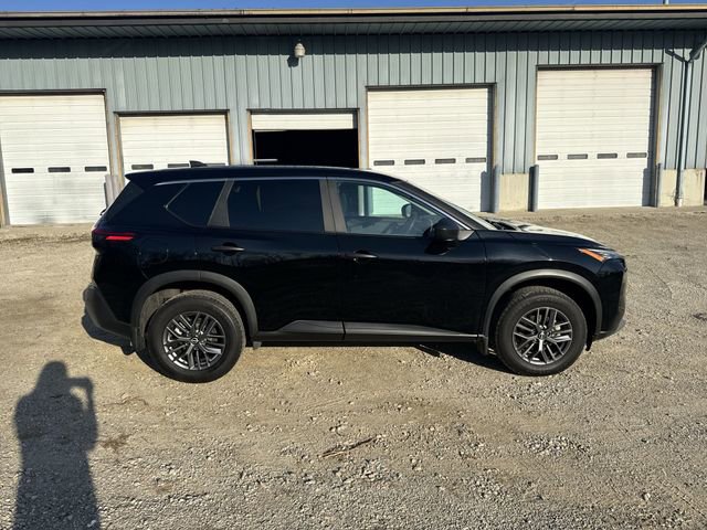 Used 2023 Nissan Rogue S image 10
