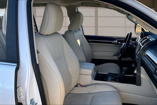 Used 2021 Lexus GX 460 Premium w/ Premium Package image 7