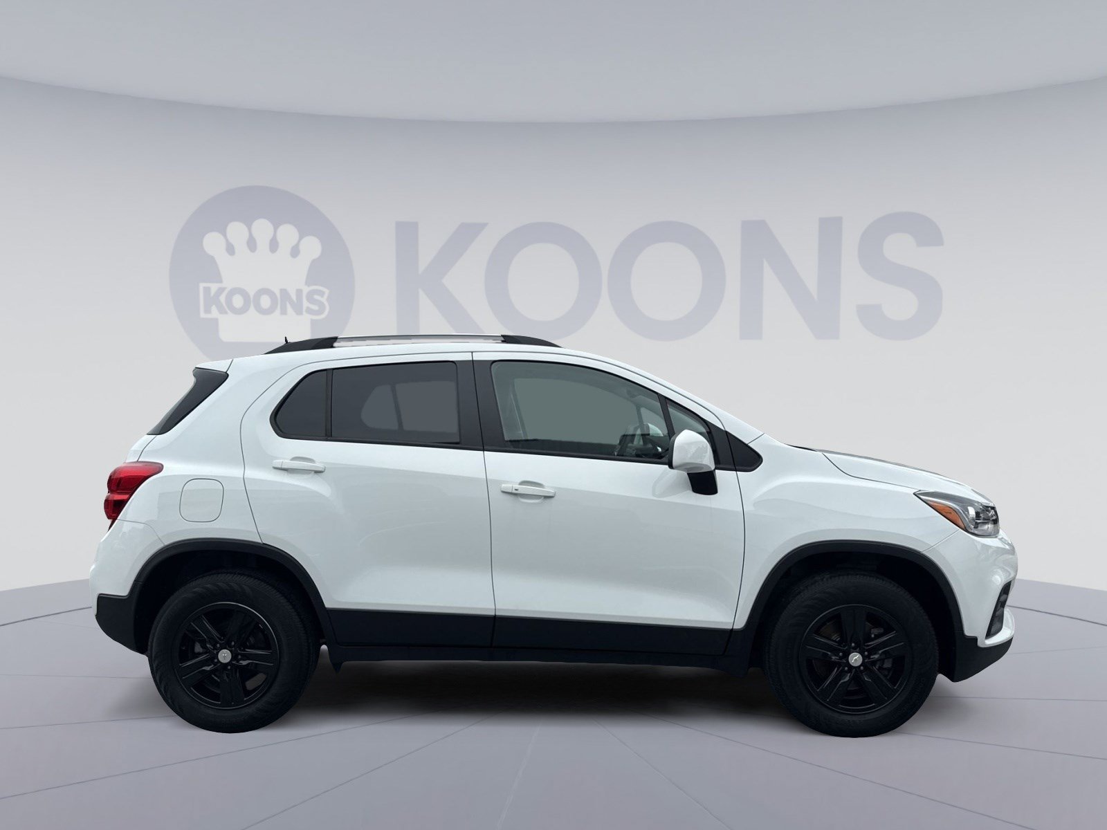 Used 2022 Chevrolet Trax LT w/ LT Convenience Package AWD/4WD image 8
