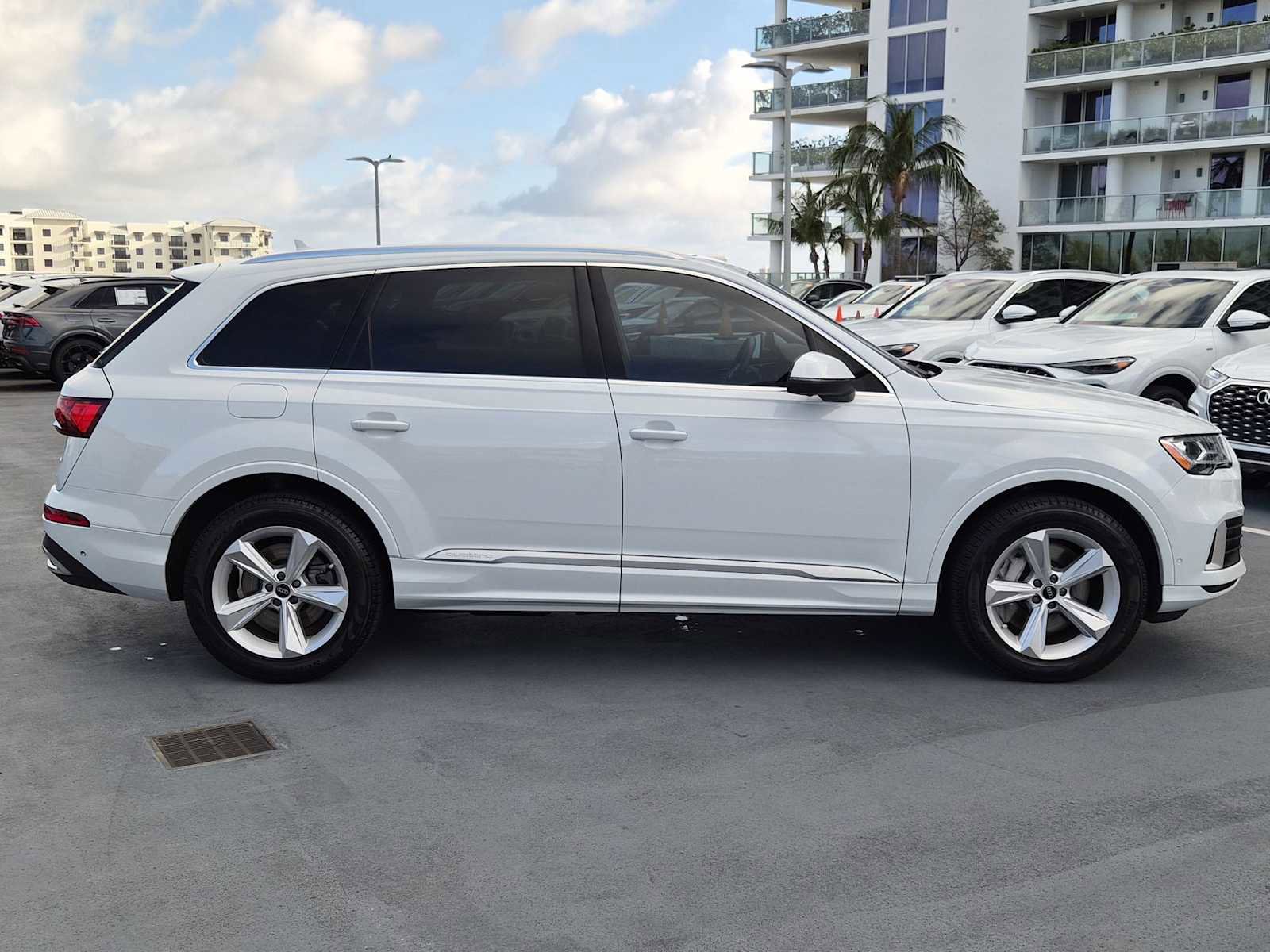 Certified 2023 Audi Q7 2.0T Premium Plus w/ Premium Plus Package AWD/4WD image 7