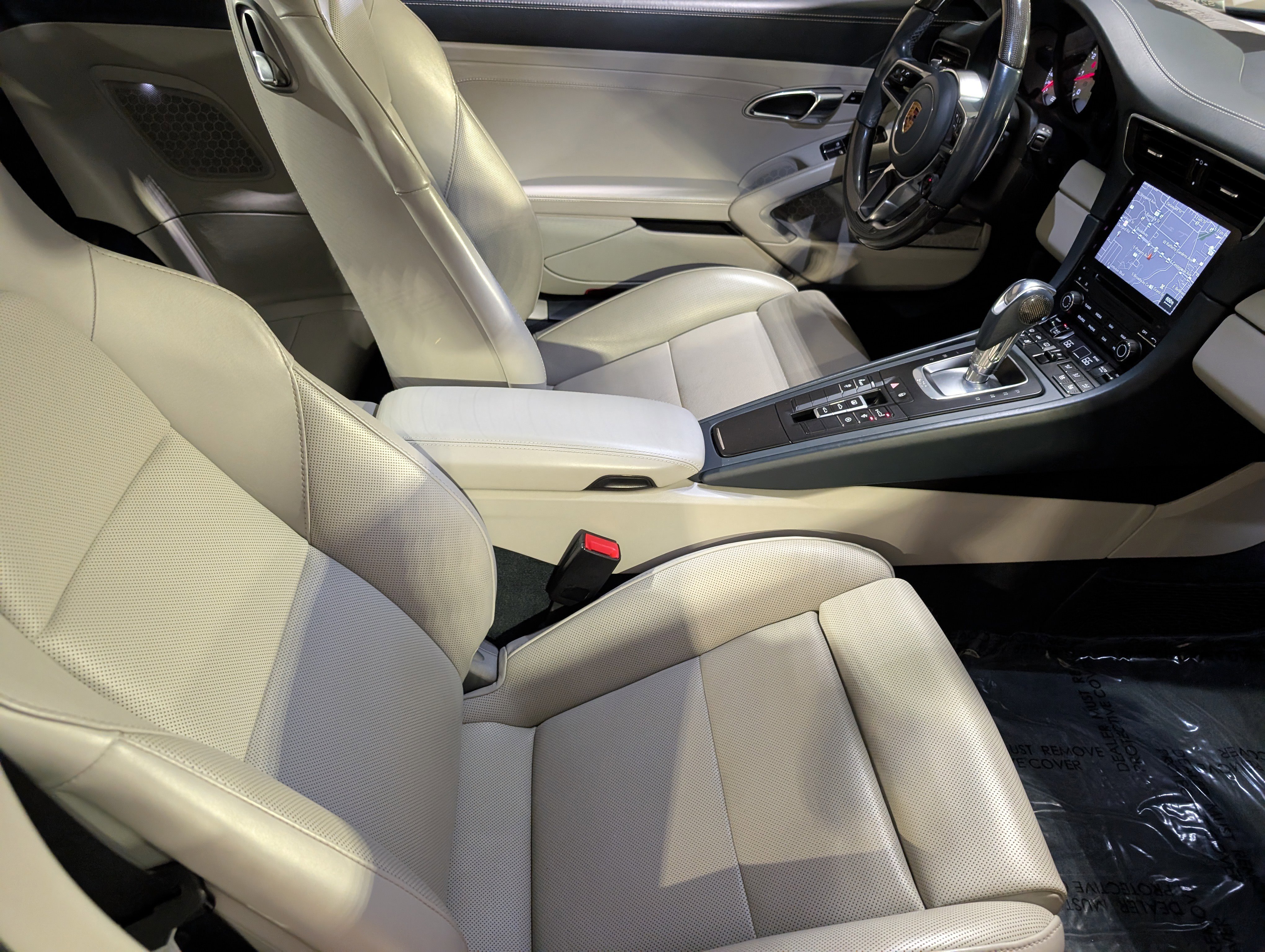 Certified 2017 Porsche 911 Turbo S image 25