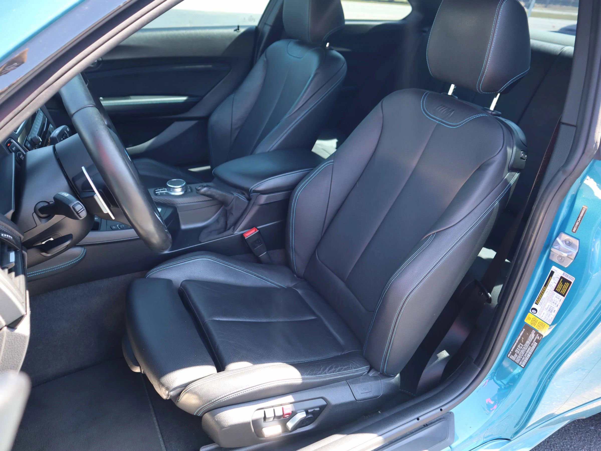 Used 2017 BMW M2 RWD image 2