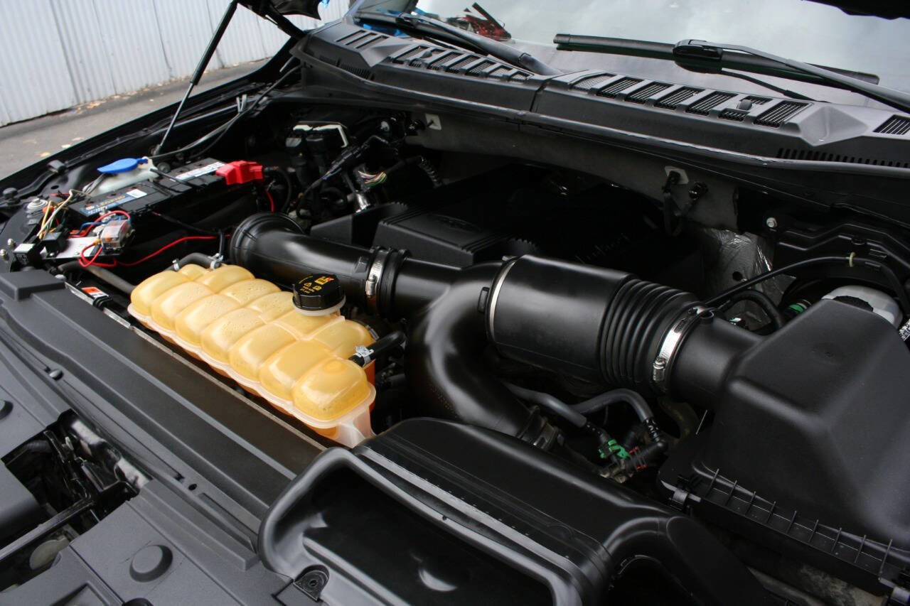 Used 2017 Ford F150 XLT w/ Equipment Group 302A Luxury image 30