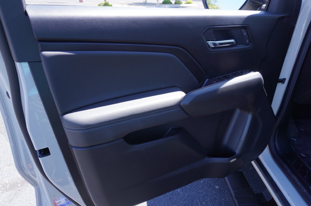 New 2026 GMC Canyon Elevation w/ Convenience Package RWD image 17