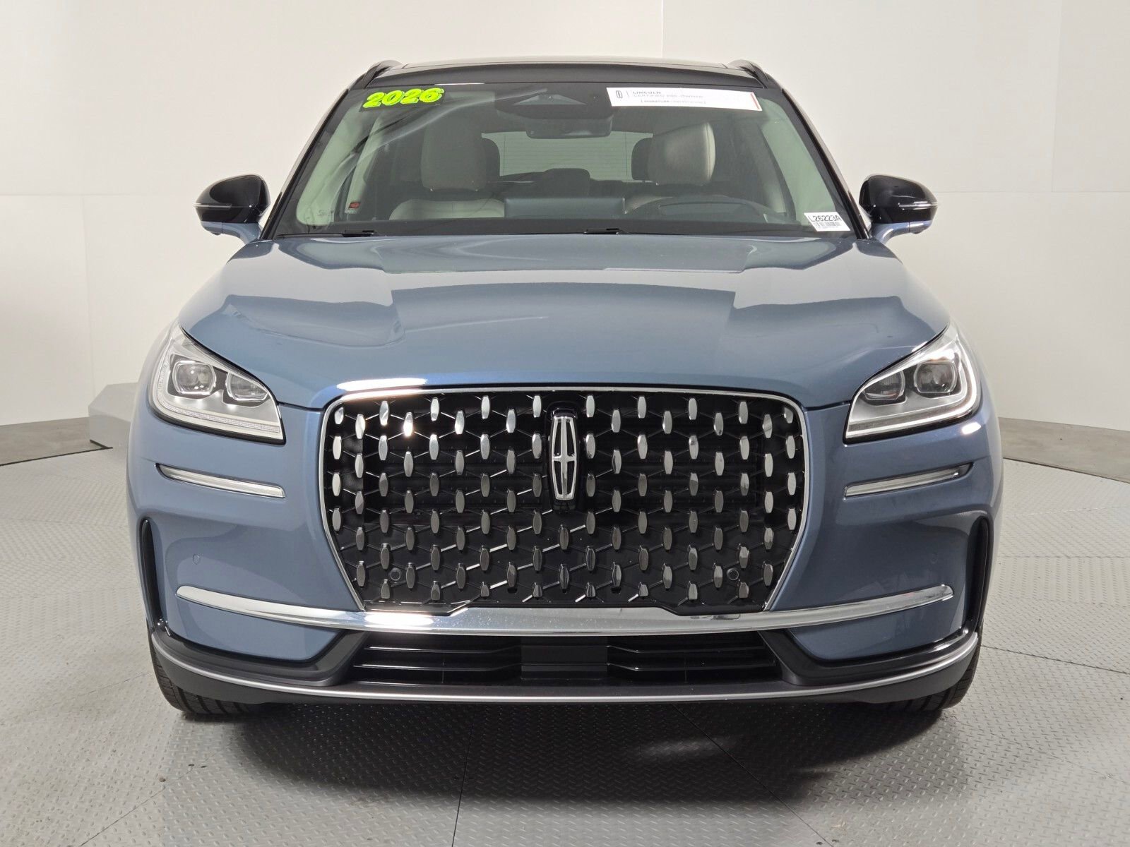 Used 2026 Lincoln Corsair Reserve image 8