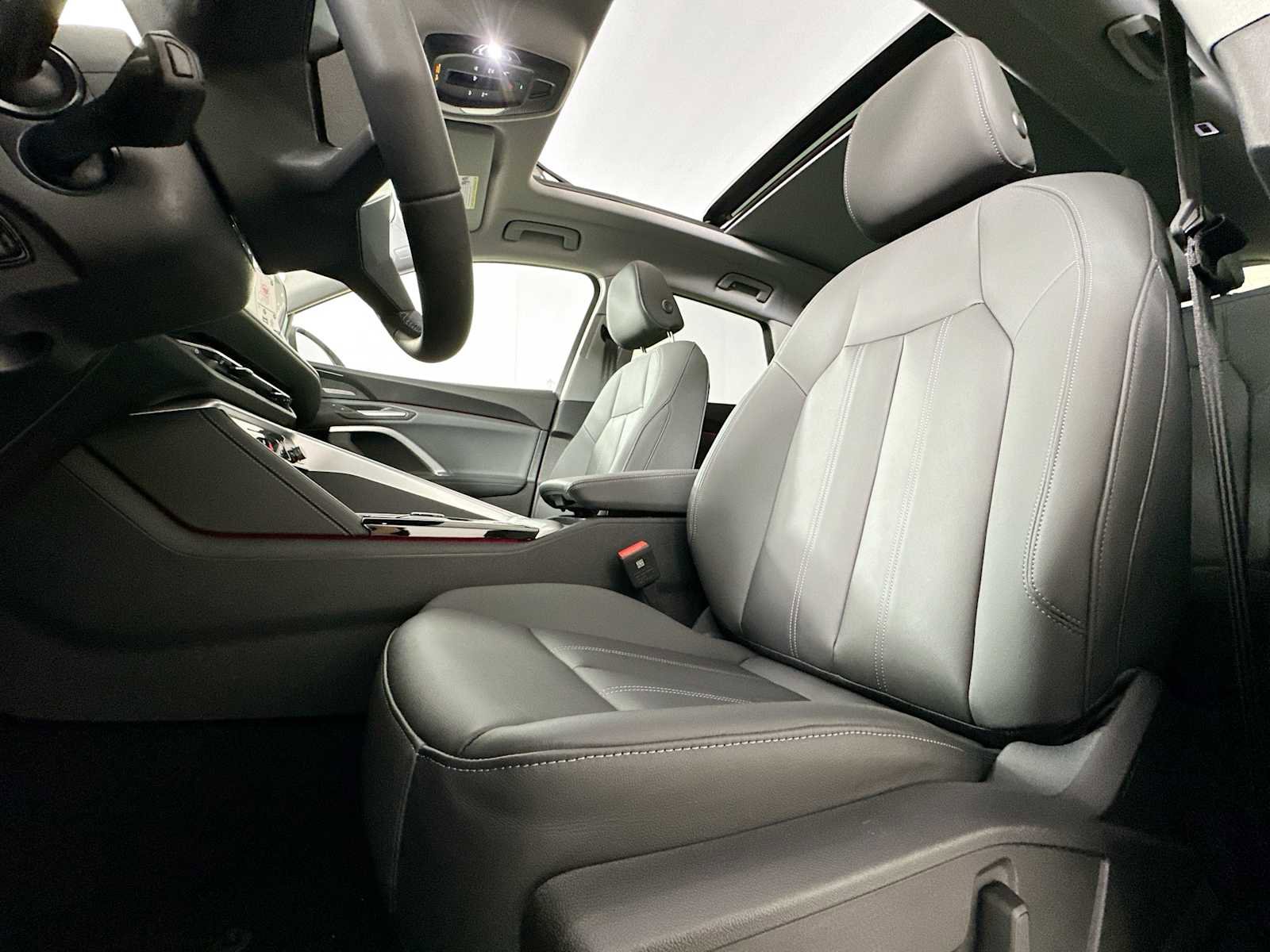 New 2025 Audi Q5 Premium Plus image 18