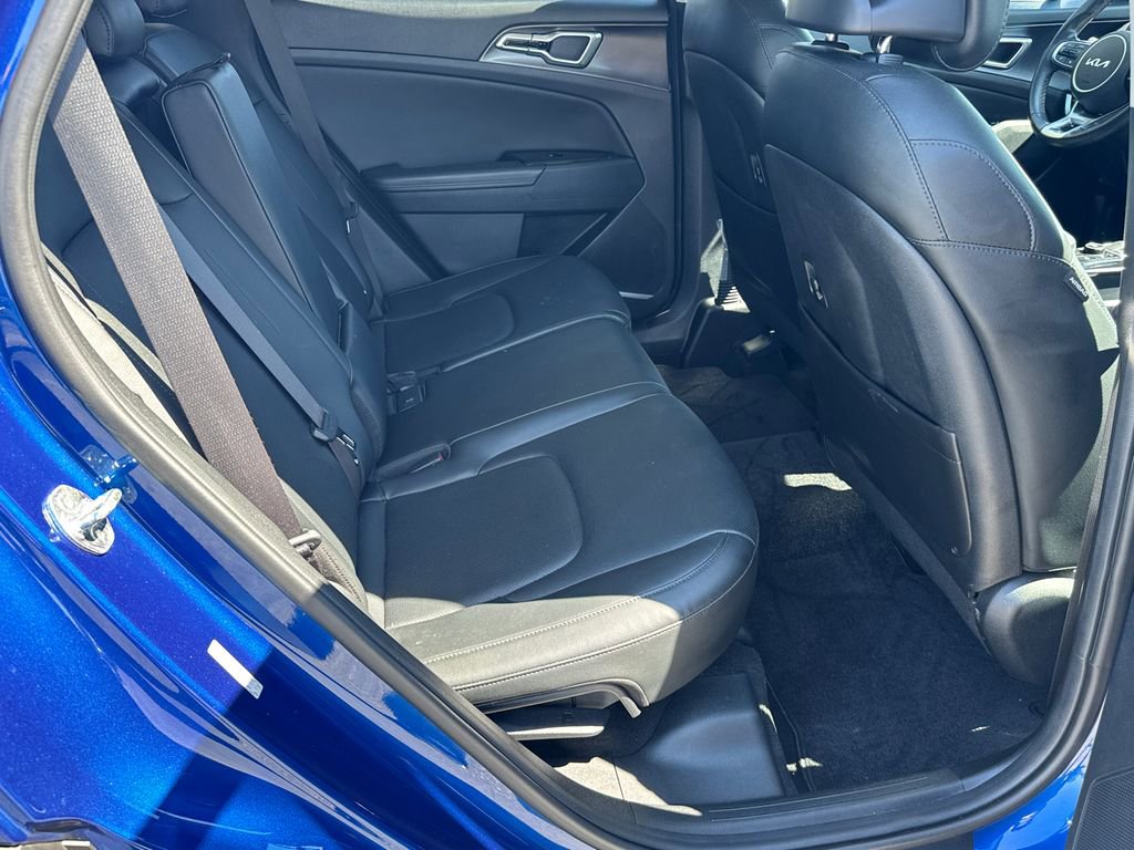 Used 2024 Kia Sportage EX image 15