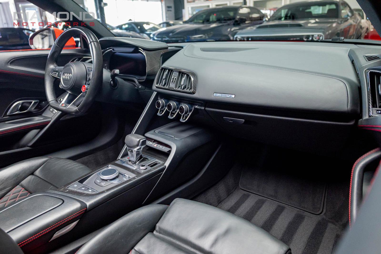 Used 2018 Audi R8 V10 w/ Carbon Exterior Package image 47