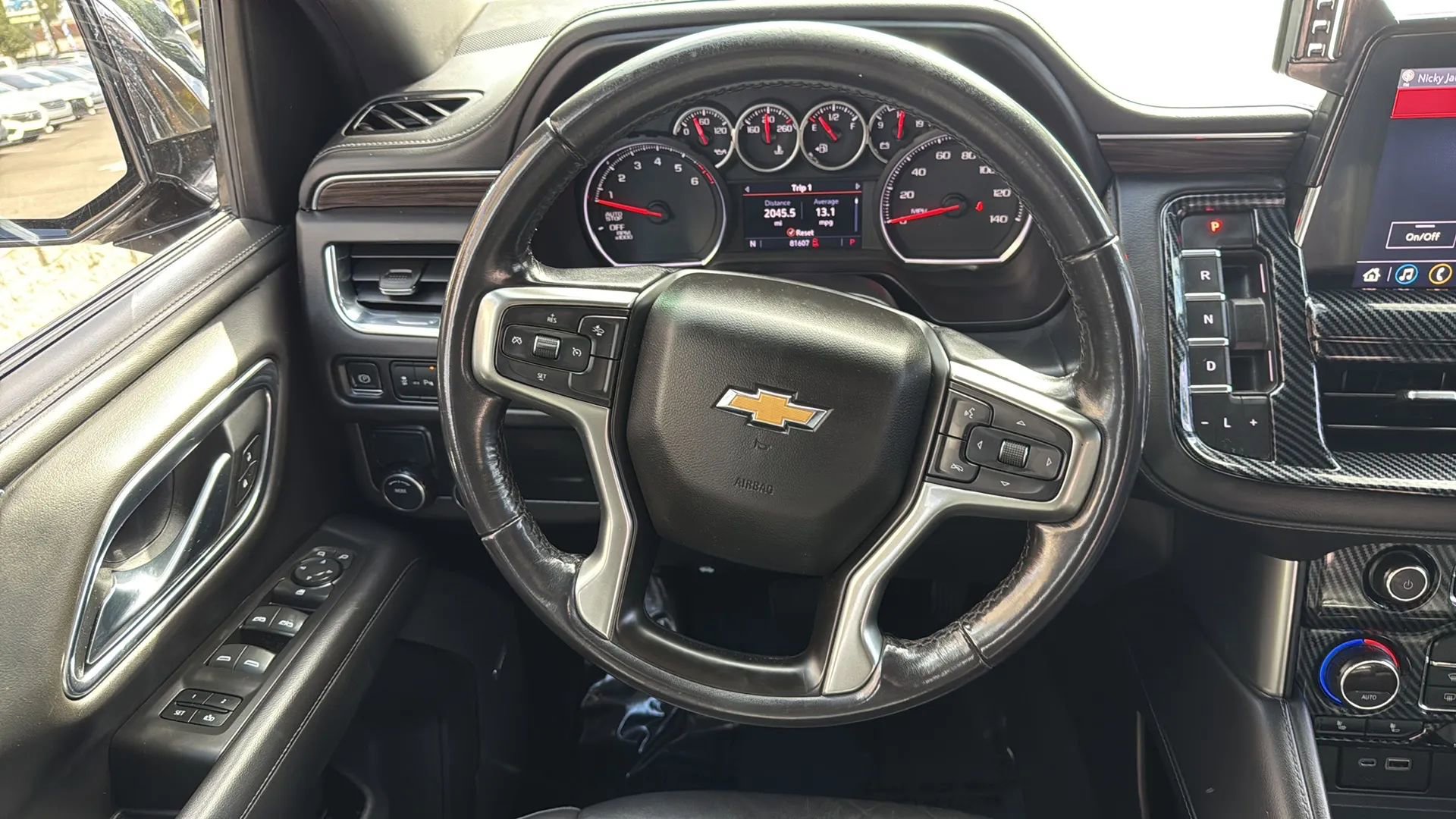 Used 2021 Chevrolet Suburban LT RWD image 23