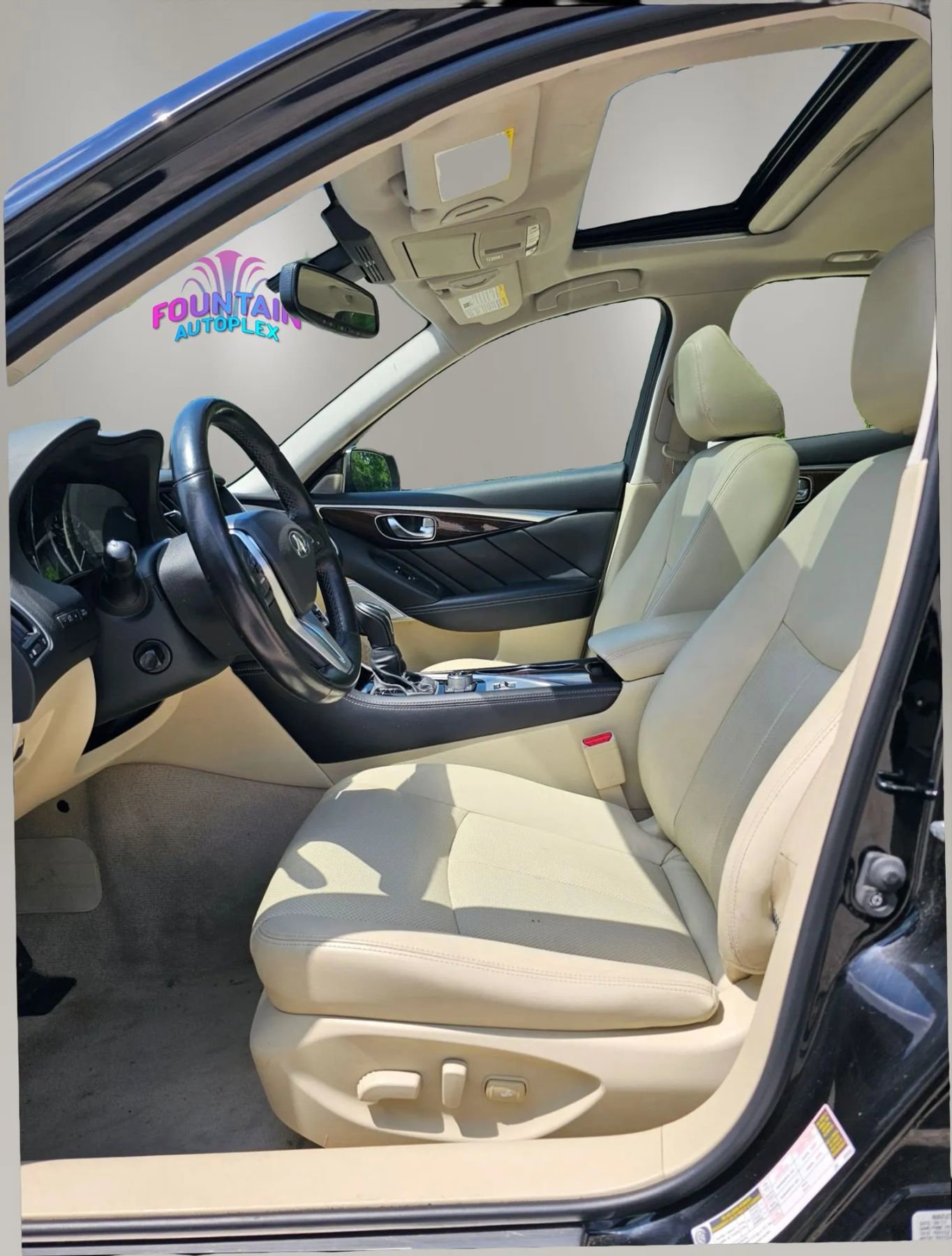 Used 2018 INFINITI Q50 Luxe w/ Sensory Package (Luxe) AWD/4WD image 10