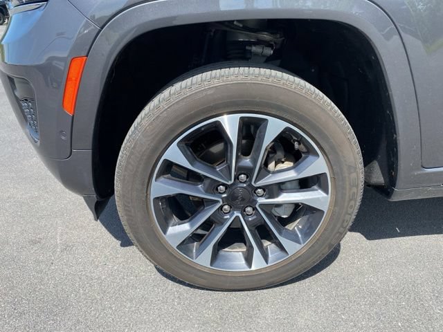 Used 2024 Jeep Grand Cherokee Overland w/ Adv Protech Group III AWD/4WD image 26