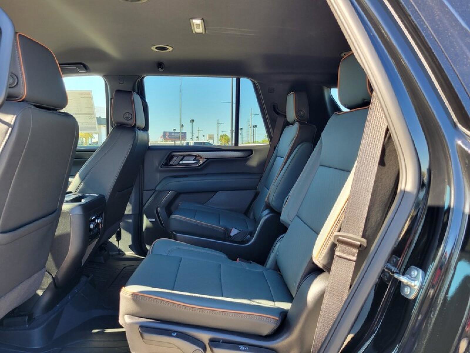 New 2026 GMC Yukon AT4 w/ Premium Trailering Package AWD/4WD image 30