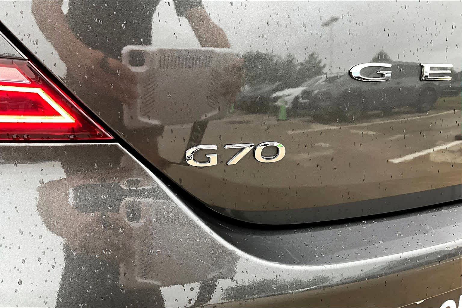 Used 2025 Genesis G70 2.5T RWD image 29
