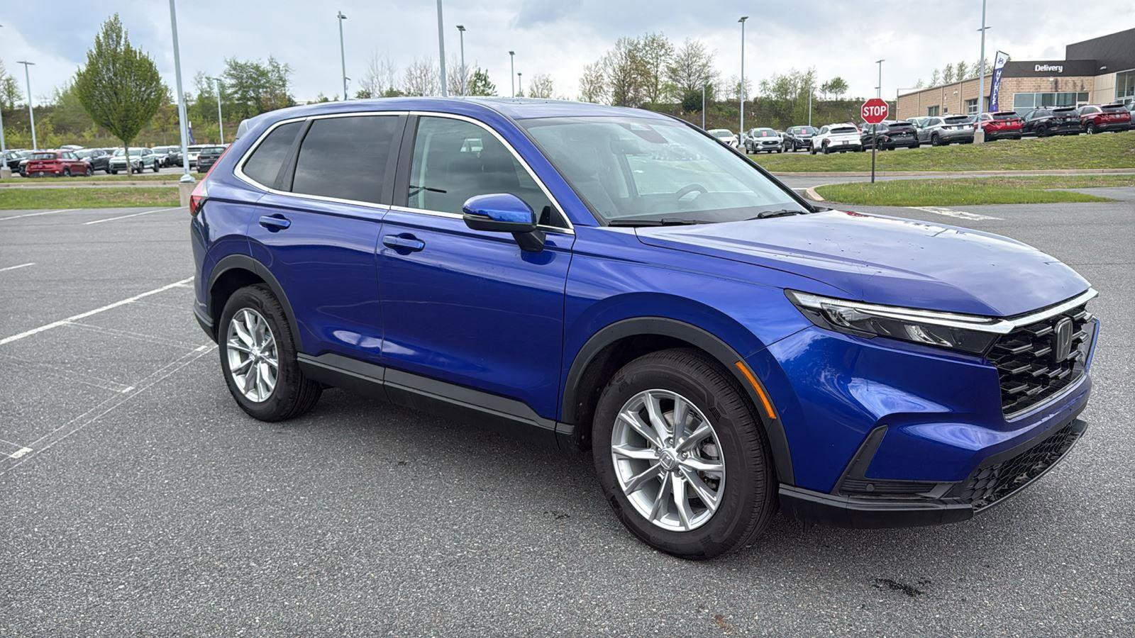 Used 2023 Honda CR-V EX-L image 2