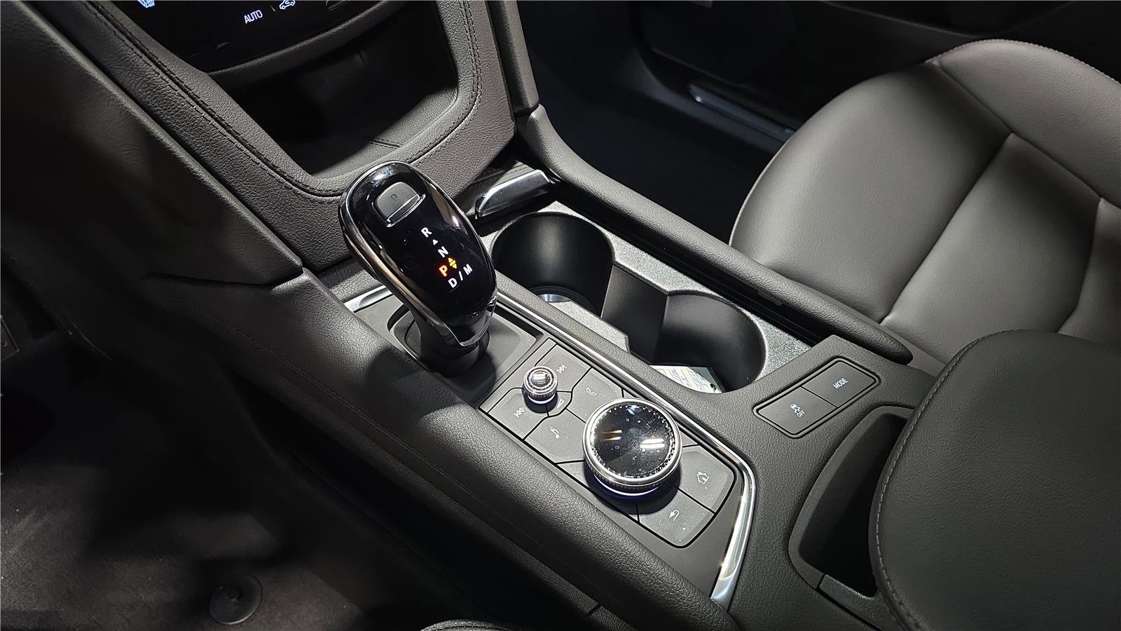 Used 2025 Cadillac XT5 Luxury w/ LPO, Floor Liner Package image 24