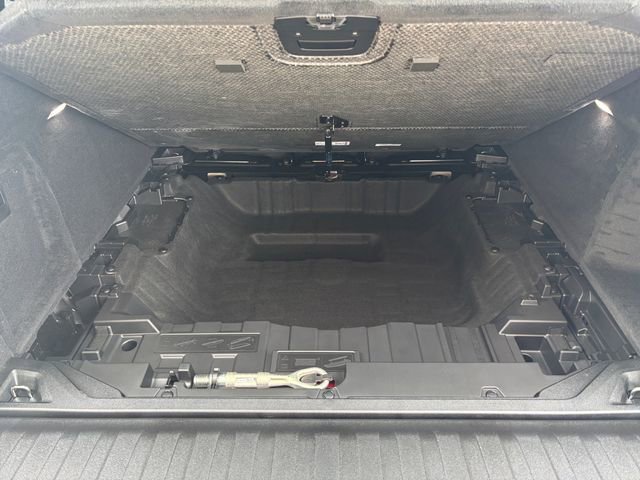 Used 2026 BMW X5 xDrive40i w/ Premium Package image 35