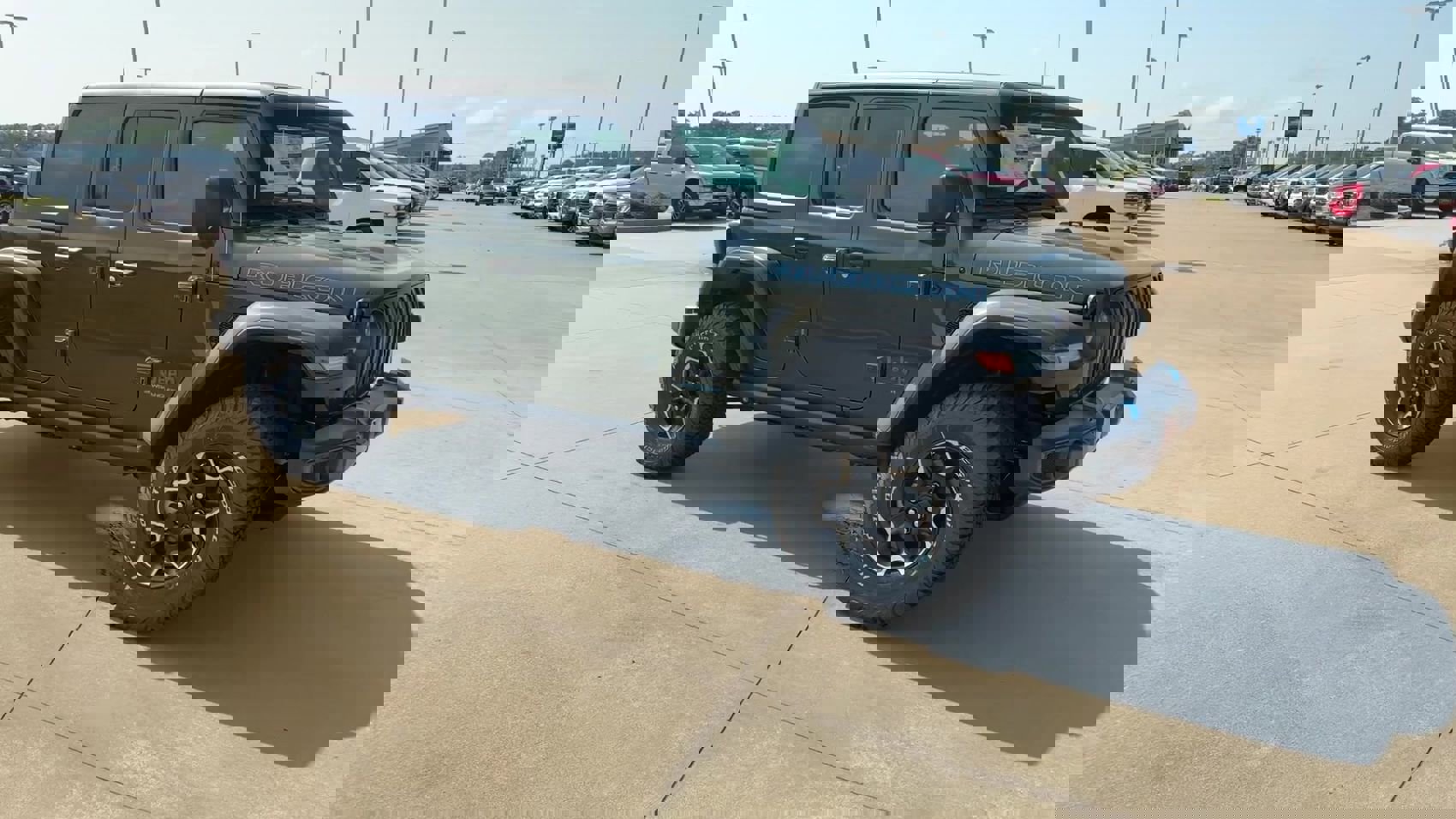 New 2023 Jeep Wrangler Unlimited Rubicon 4xe w/ Cold Weather Group image 2