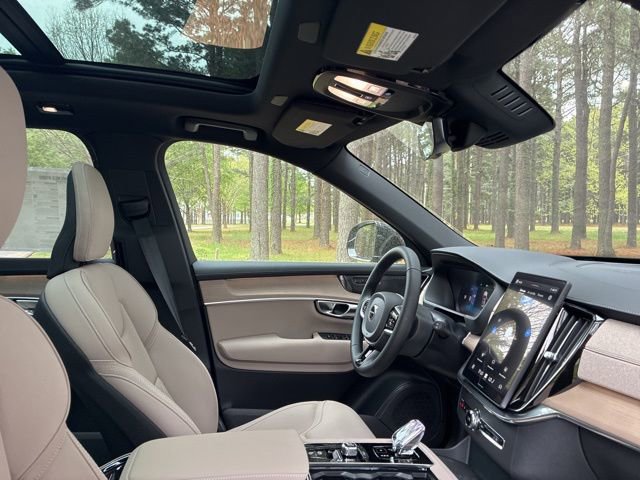 New 2026 Volvo XC90 B6 Plus w/ Protection Package Premier AWD/4WD image 24