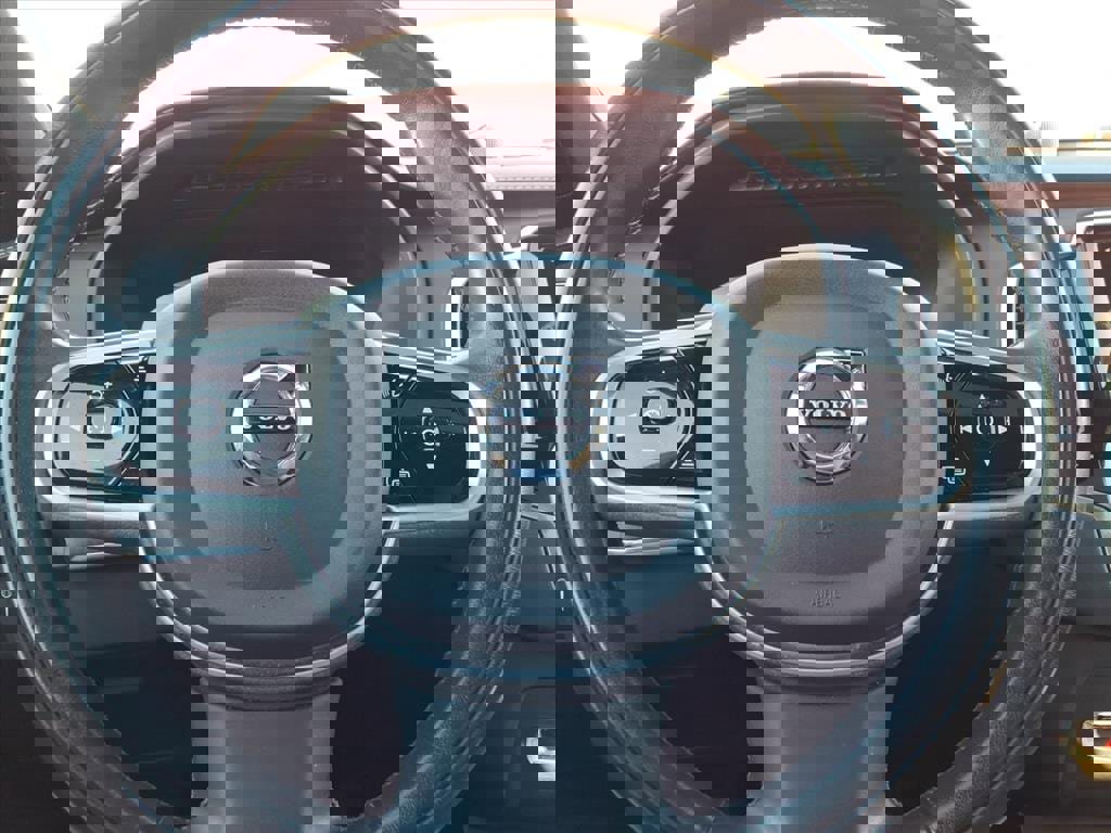 Used 2021 Volvo XC90 T8 Inscription w/ Lounge Package image 26