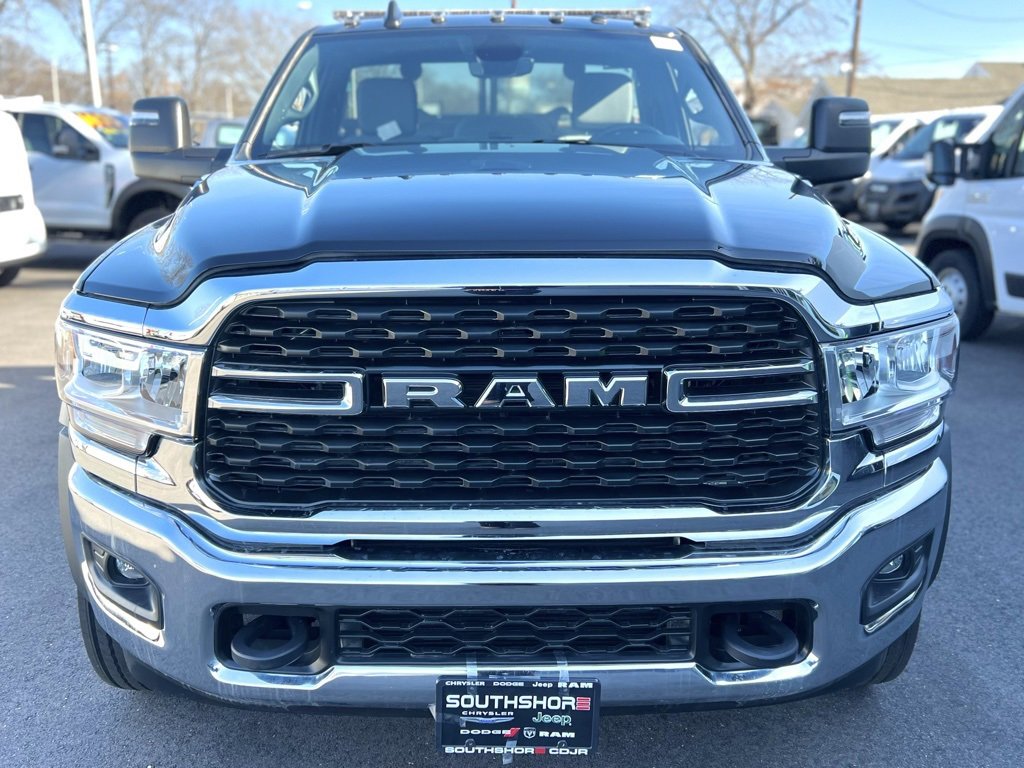 New 2024 RAM 4500 SLT w/ Quick Order Package 2YG SLT image 3