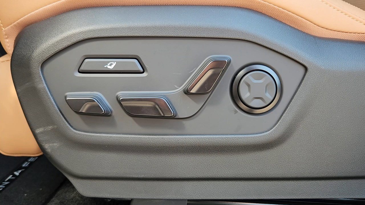 New 2026 Hyundai Santa Fe Calligraphy image 8