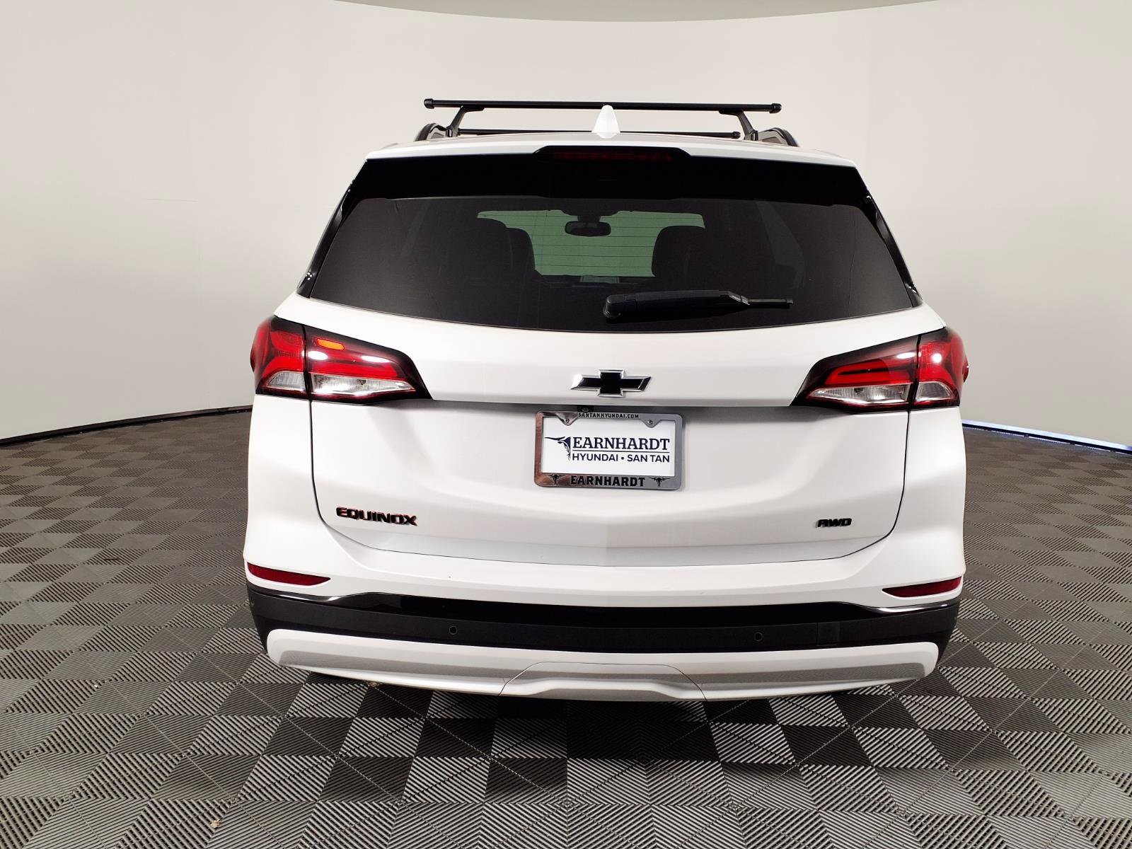 Used 2024 Chevrolet Equinox Premier AWD/4WD image 5