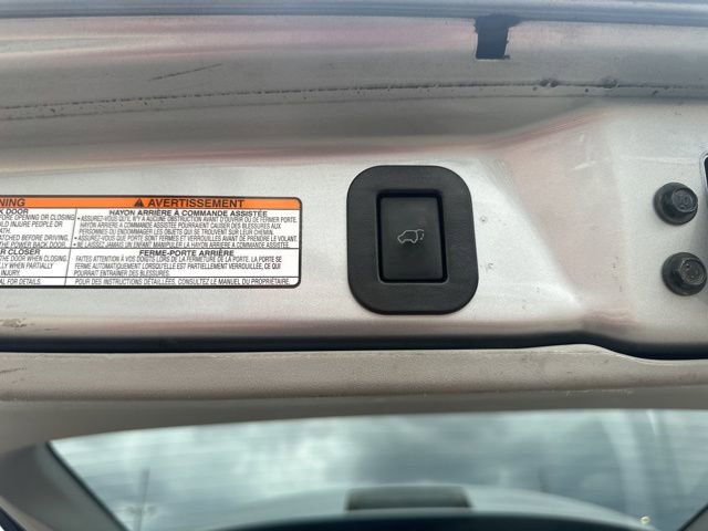 Used 2015 Toyota Sienna XLE w/ XLE Navigation Package FWD image 23