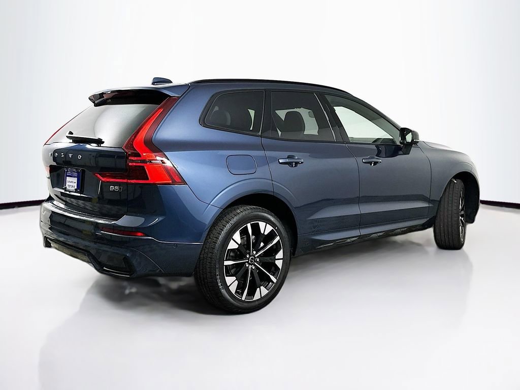 Used 2026 Volvo XC60 B5 Plus w/ Protection Package Premier image 7