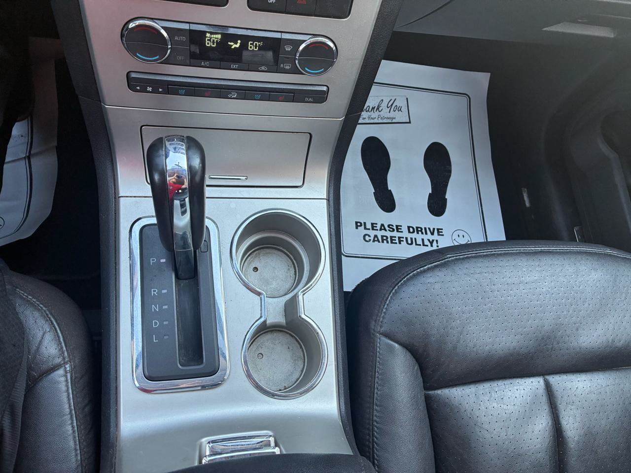 Used 2010 Lincoln MKX AWD image 21