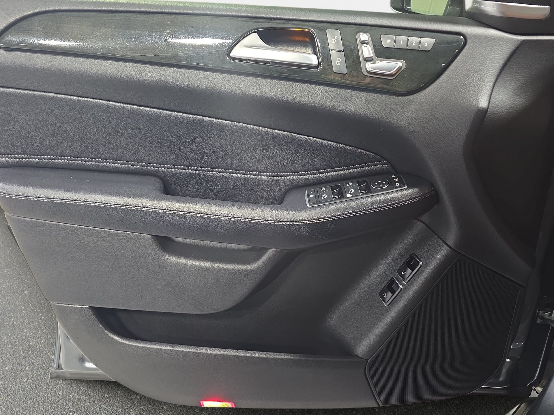 Certified 2019 Mercedes-Benz GLS 450 4MATIC image 26