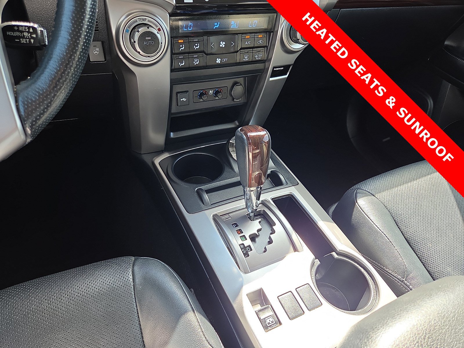 Used 2024 Toyota 4Runner Limited AWD/4WD image 25