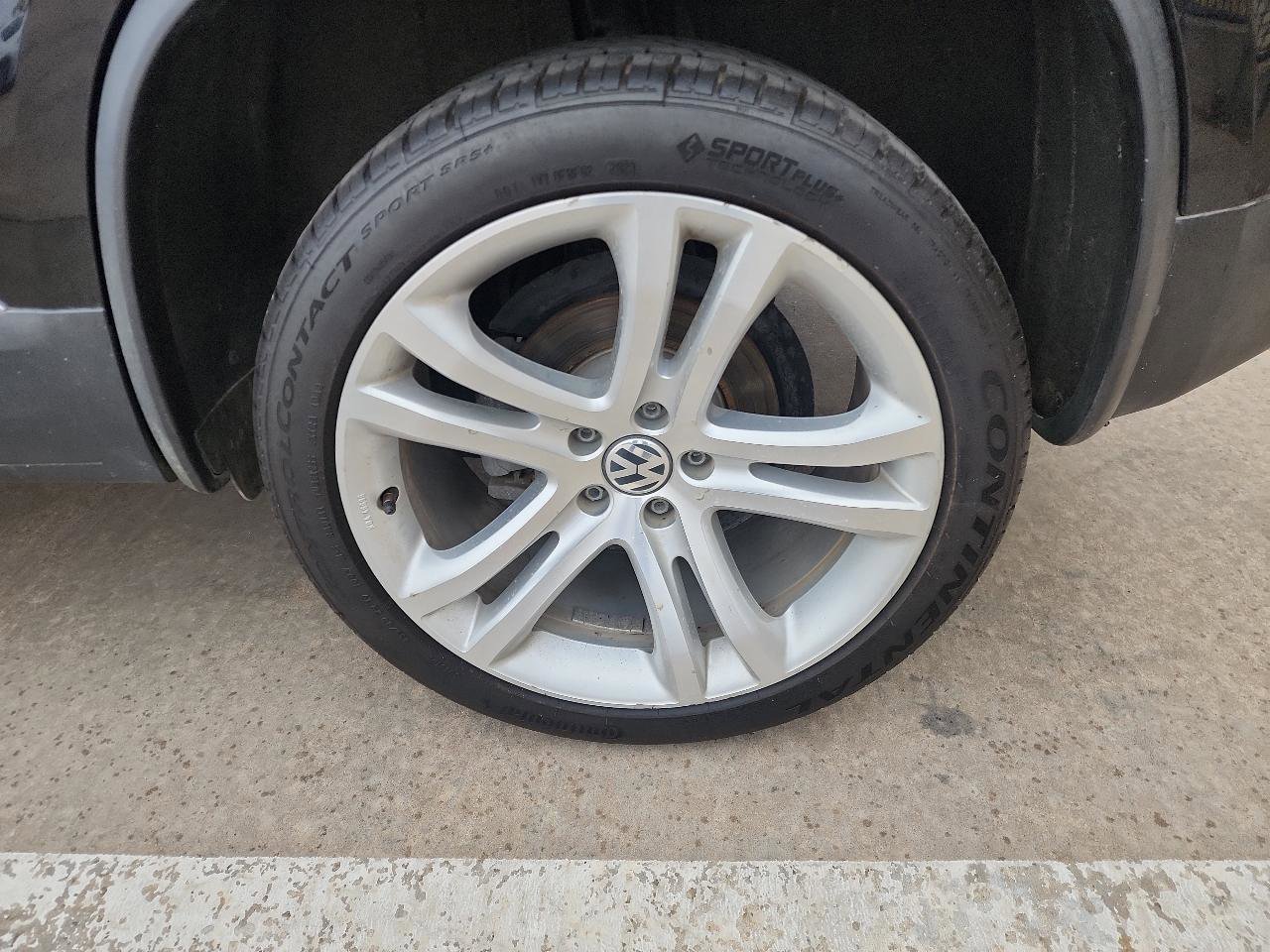 Used 2016 Volkswagen Tiguan SEL image 29