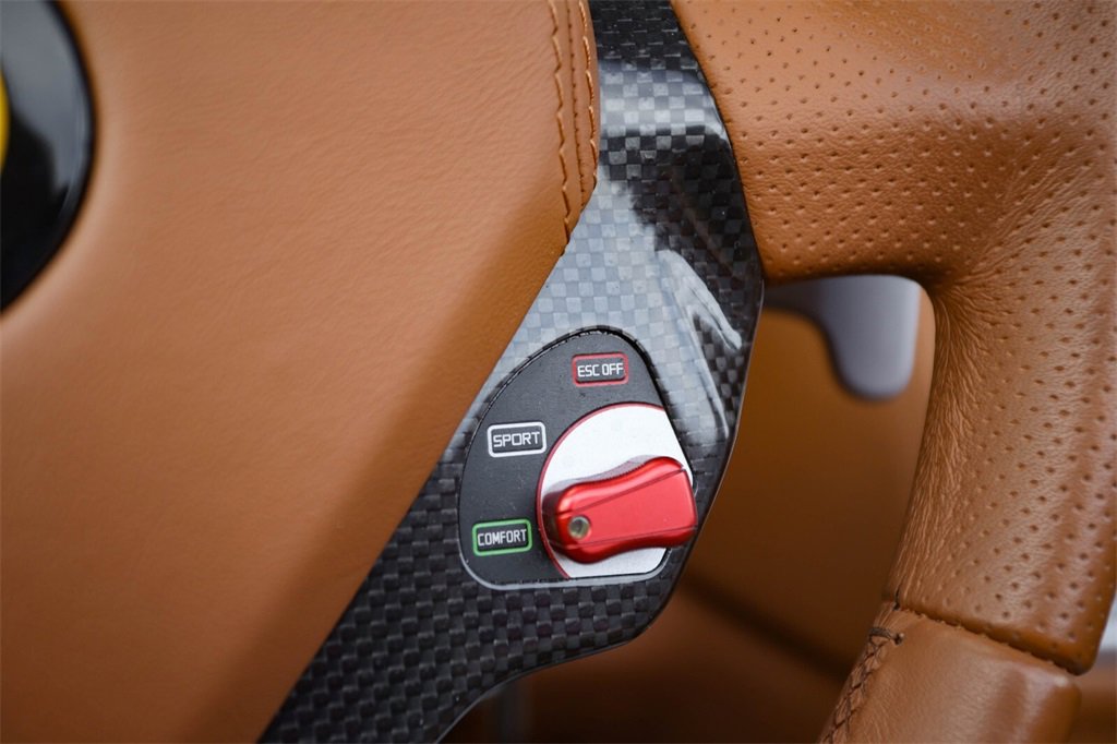 Certified 2012 Ferrari California image 29