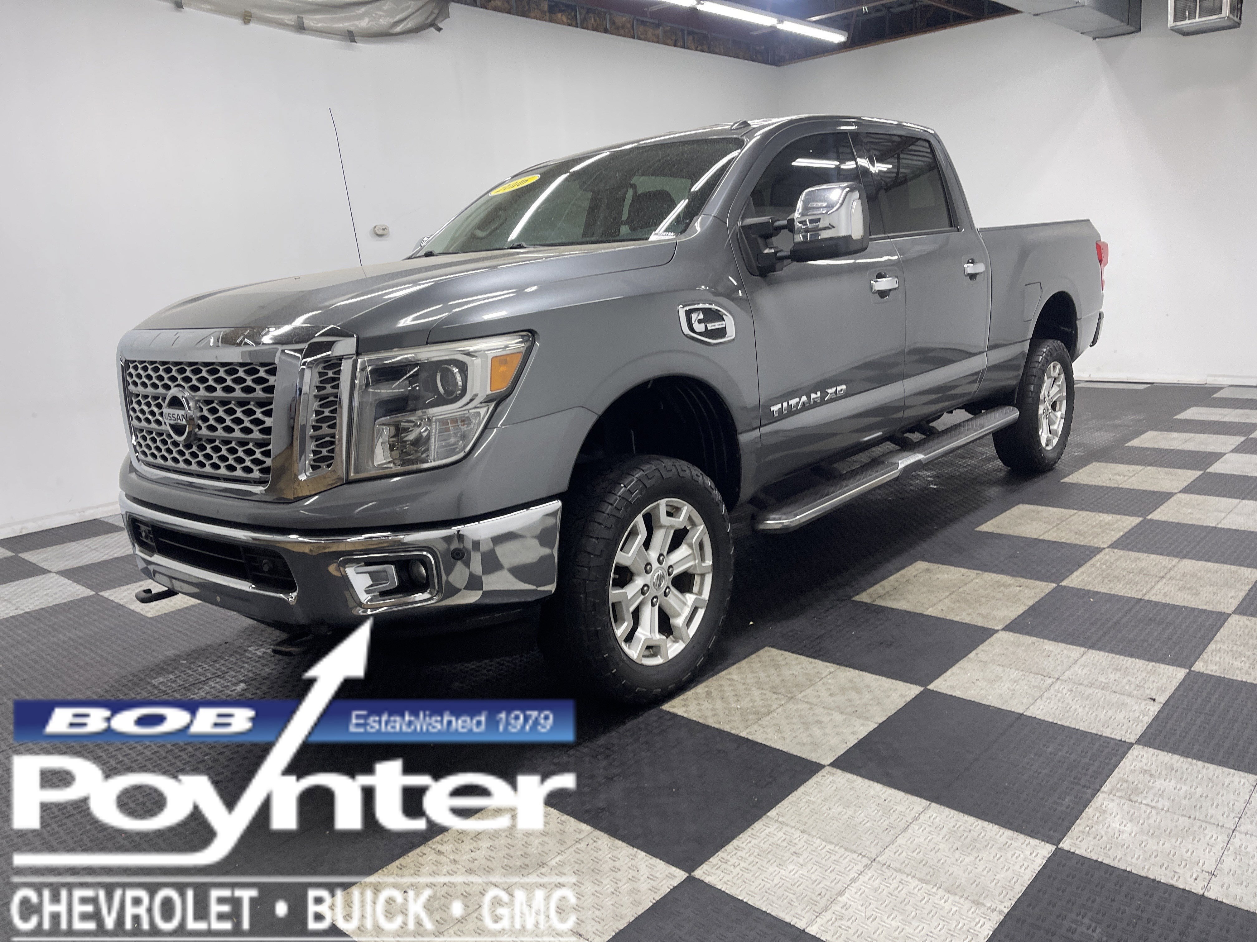 Used 2016 Nissan Titan SL AWD/4WD image 1