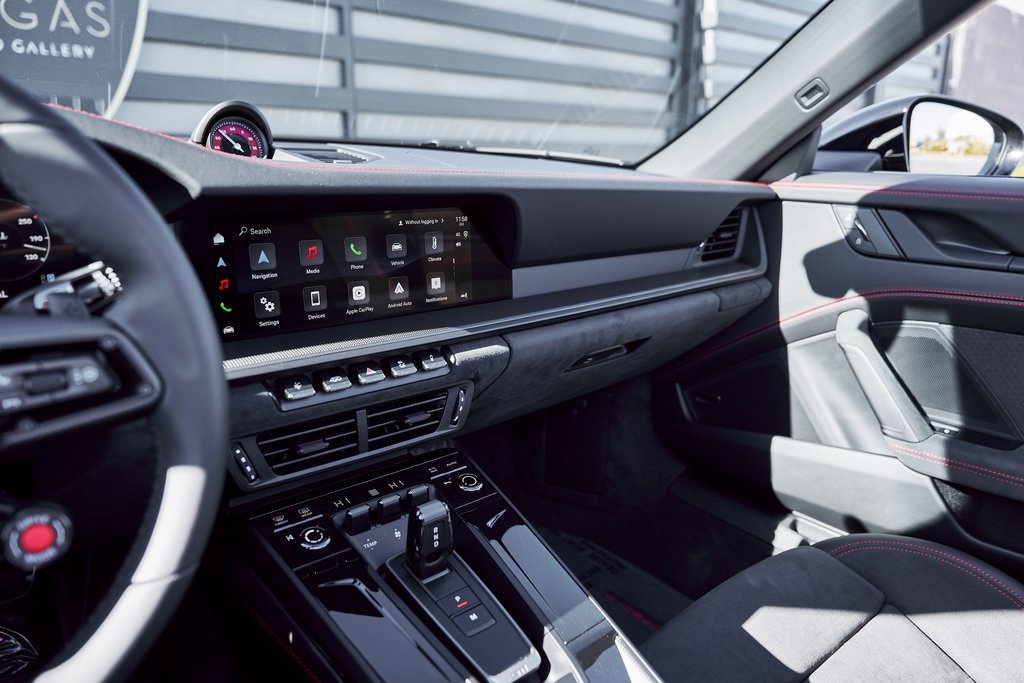 Used 2026 Porsche 911 Carrera GTS w/ Premium Package image 54