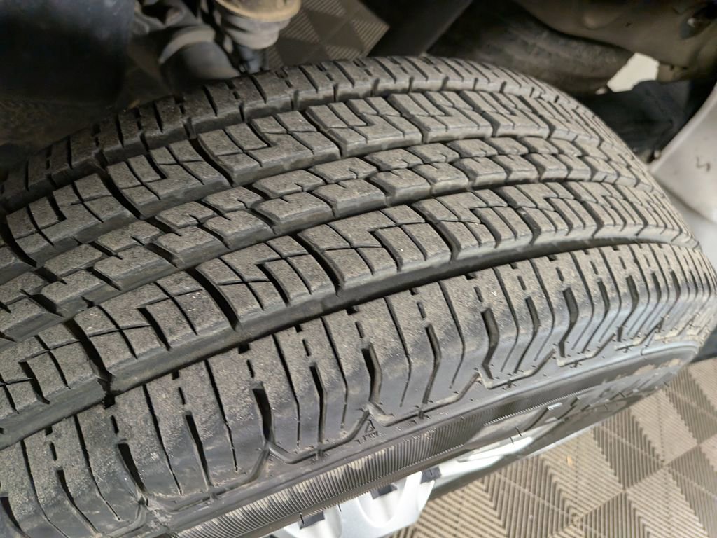 Certified 2024 Chevrolet Silverado 2500 LT image 12