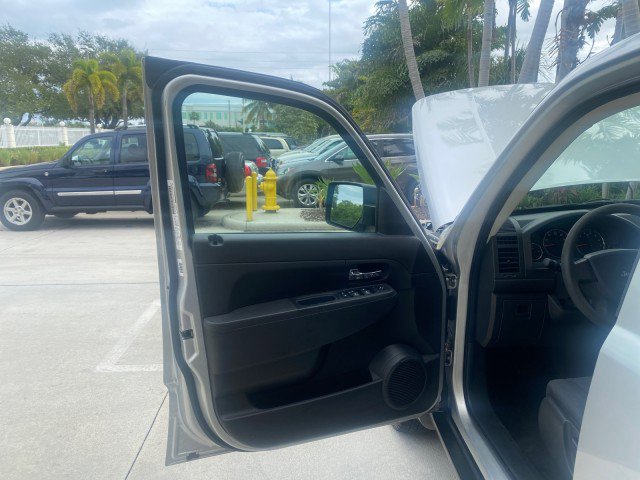 Used 2010 Jeep Liberty Sport w/ Popular Equipment Group image 10