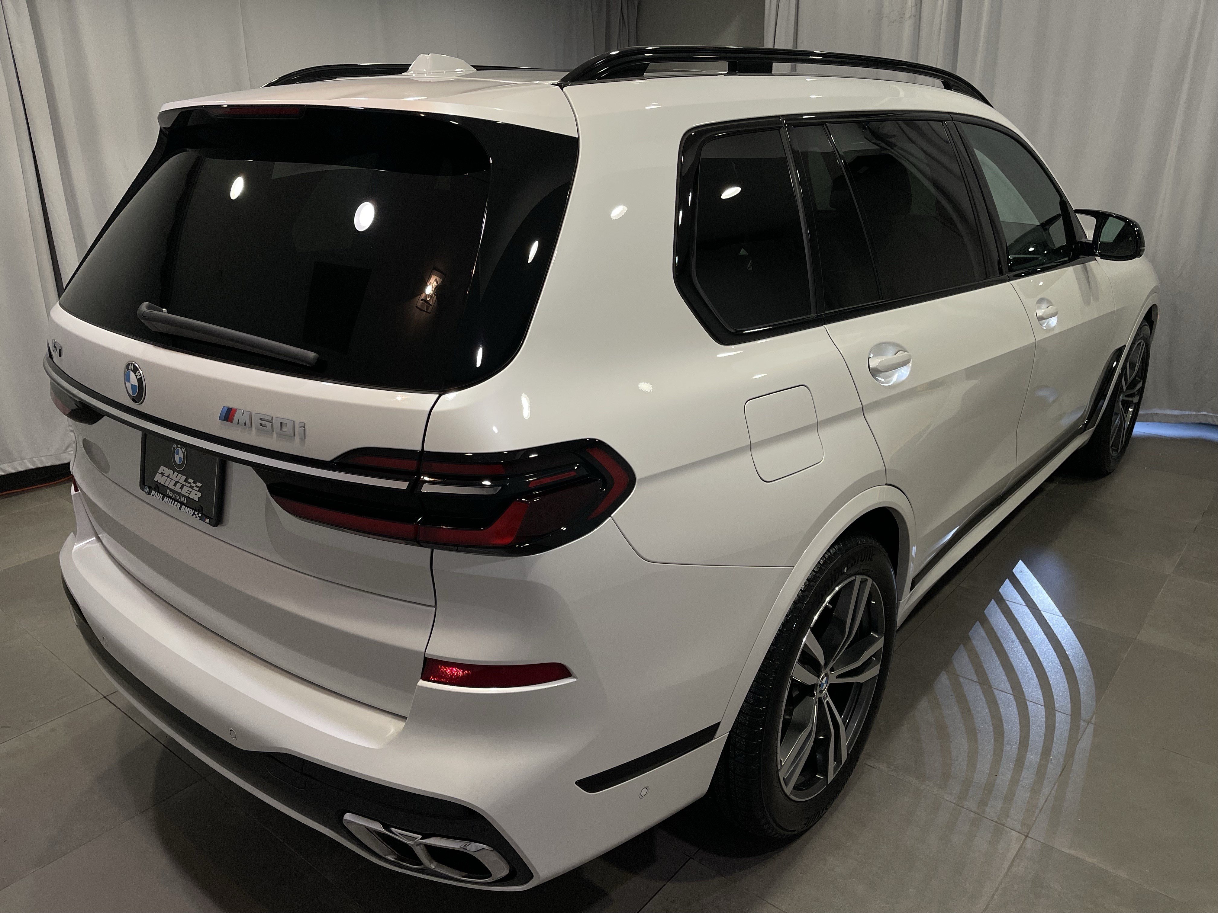 Certified 2025 BMW X7 M60i w/ Executive Package AWD/4WD image 6