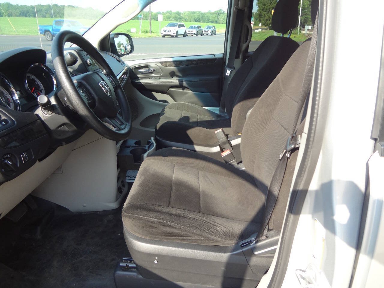 Used 2012 RAM C/V w/ PWR Window Group FWD image 8