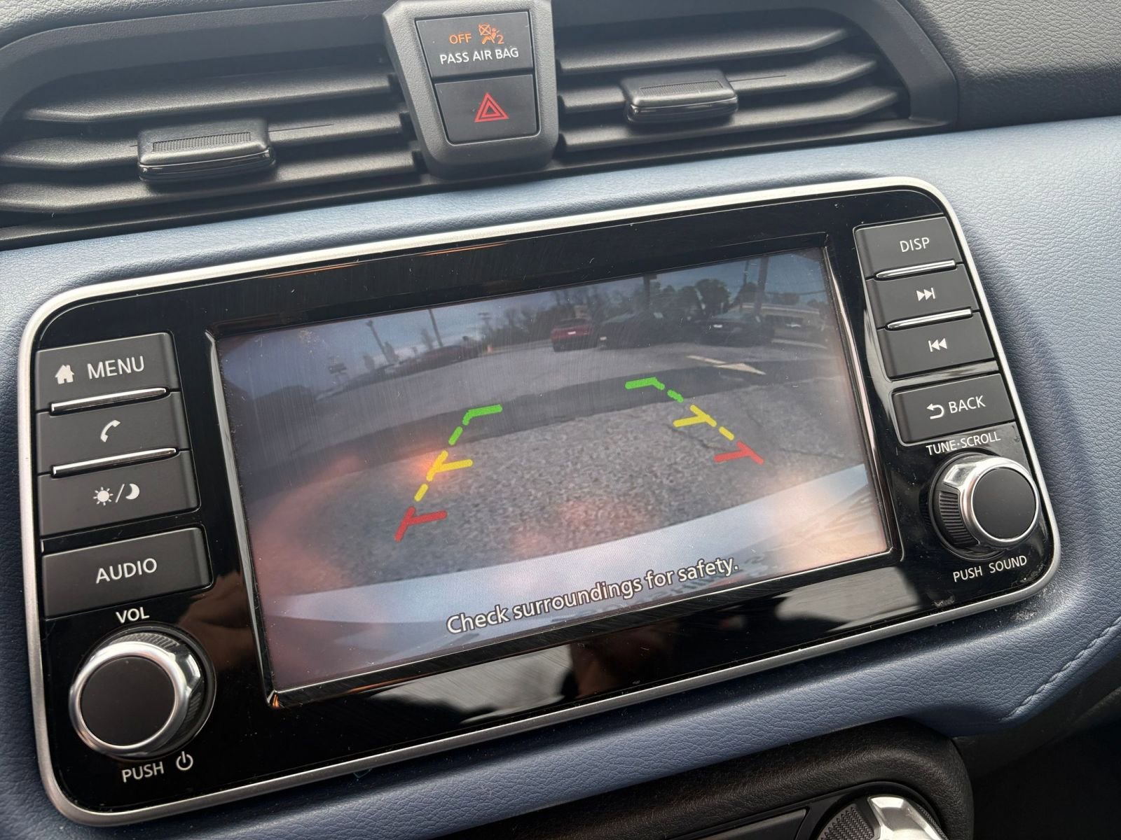 Used 2025 Nissan Versa SV FWD image 22