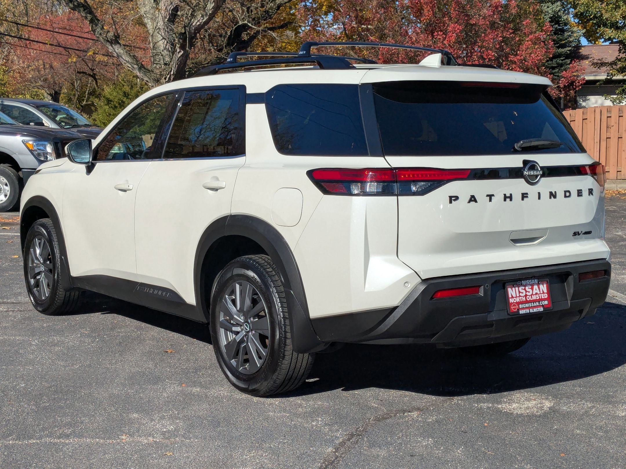 Certified 2022 Nissan Pathfinder SV w/ SV Black Package image 8