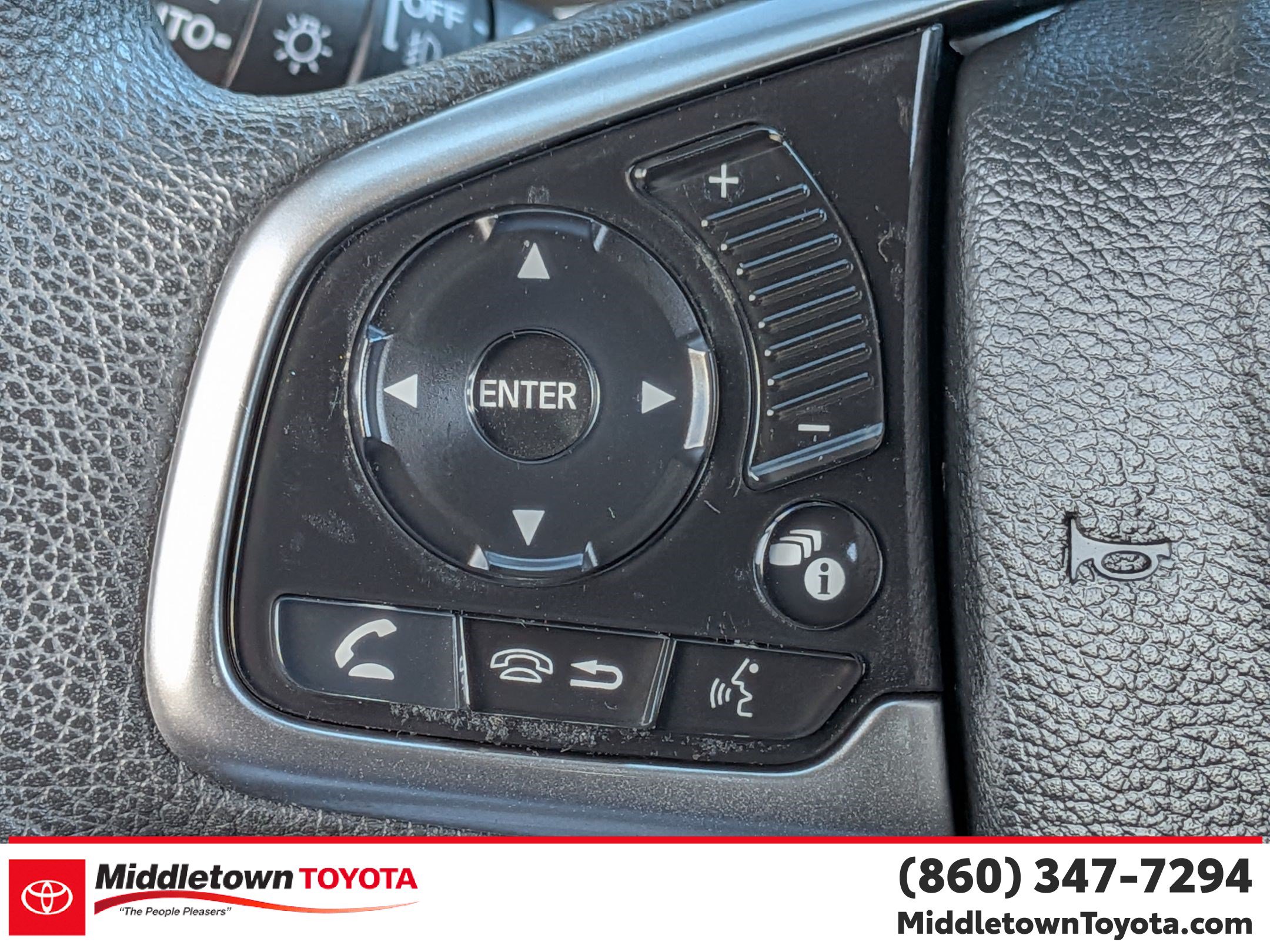 Used 2018 Honda CR-V EX image 19
