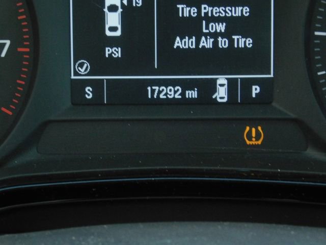 Used 2024 Chevrolet Trax LS w/ LS Convenience Package image 6