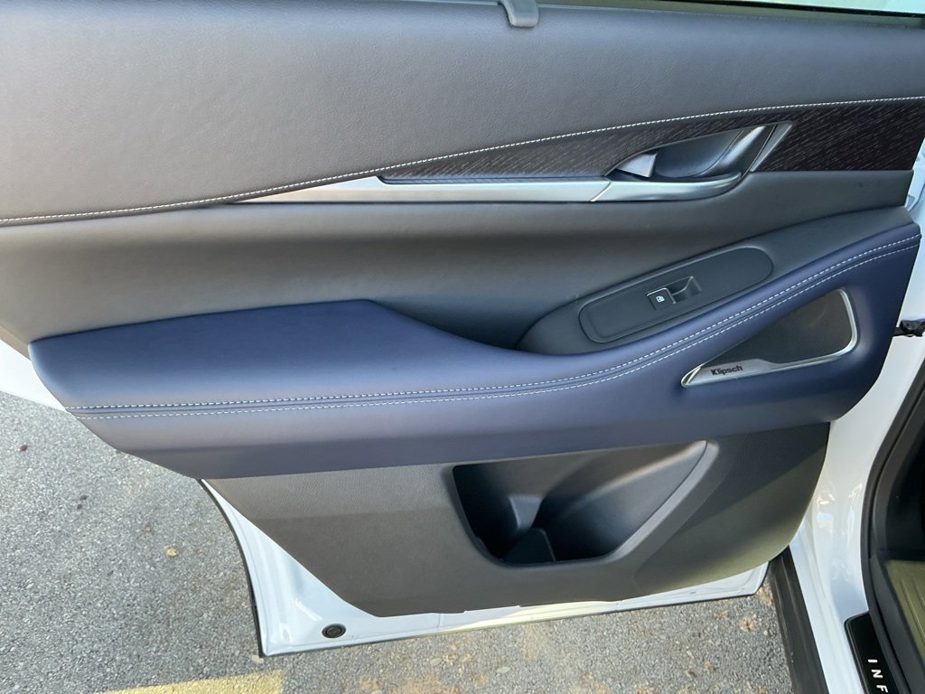 New 2026 INFINITI QX60 Sport w/ Dark Cargo Package image 26