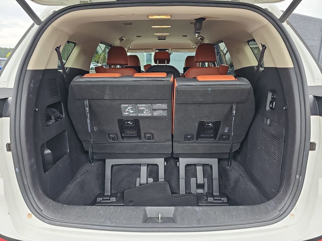 Used 2022 Kia Carnival SX FWD image 17