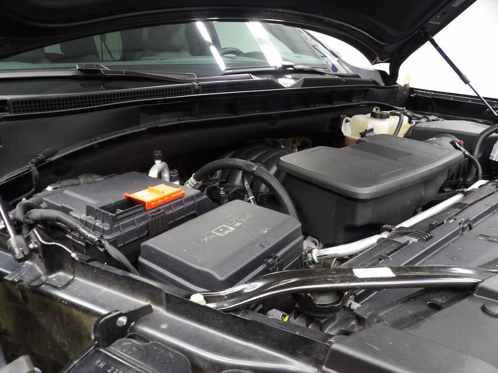 Used 2025 GMC Yukon XL AT4 AWD/4WD image 28